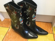 Unique Rubber  Rockabilly